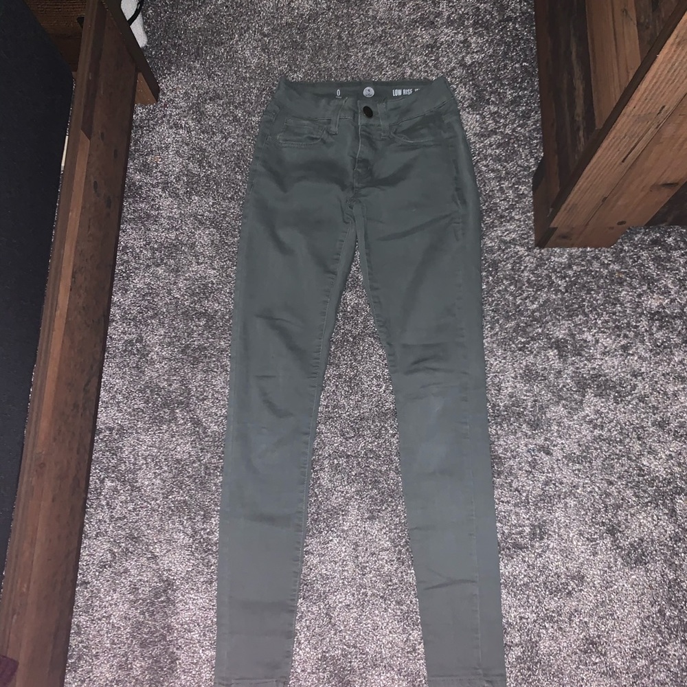 ⭐️Olive Green Jeans⭐️